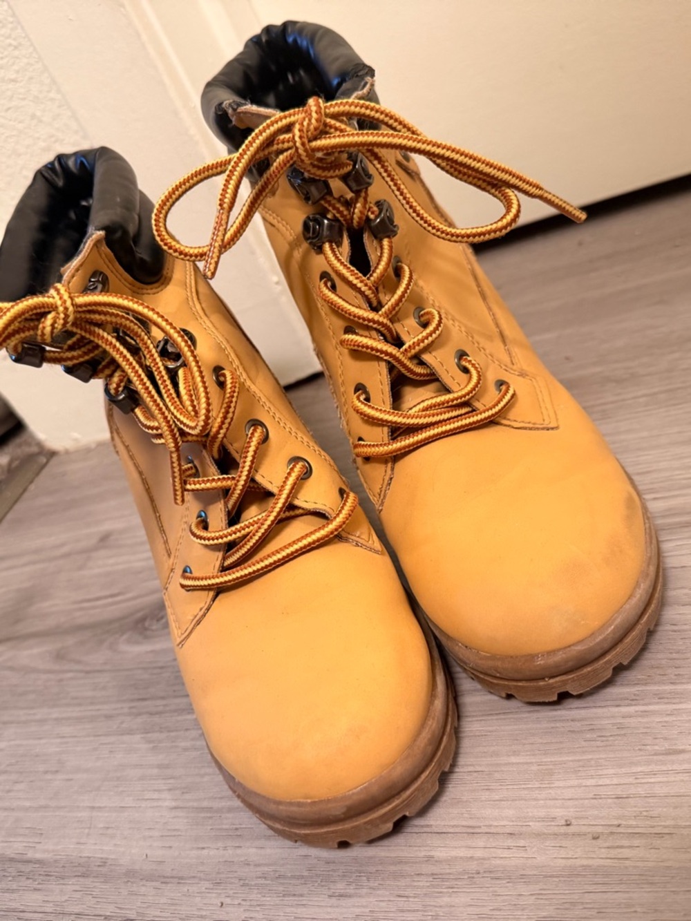 Joe Boxer Wheat-Tone Lace-Up Work Boots